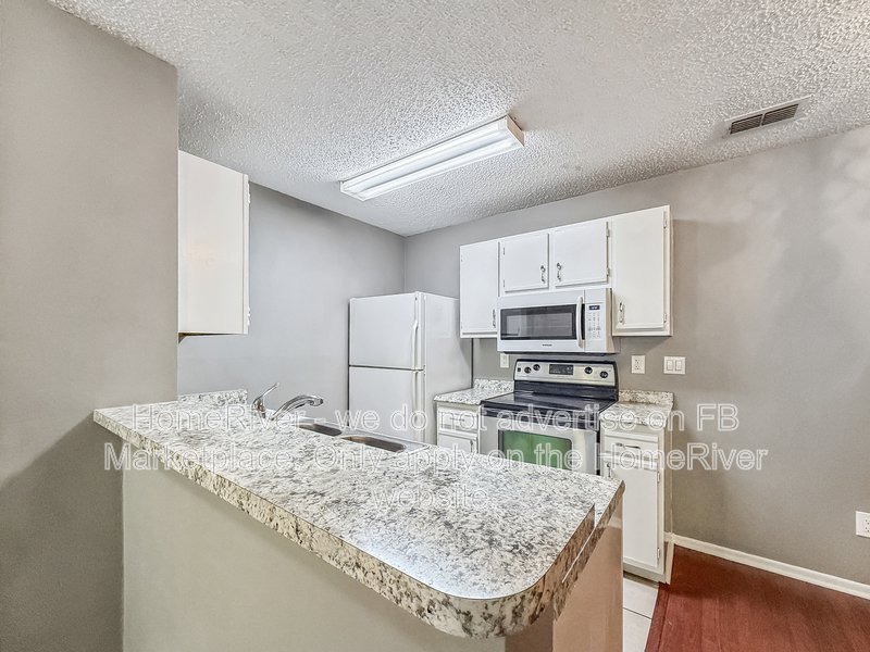 Gated Pool Fitness Community 2561 GRASSY POINT DR UNIT 109, LAKE MARY property image