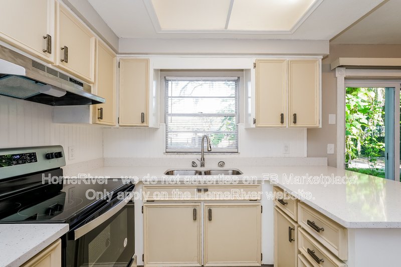 Available Now | Pets Welcome | Attached Garage property image