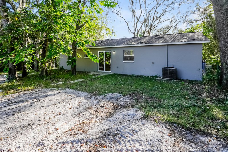 Available Now | Pets Welcome | Attached Garage property image
