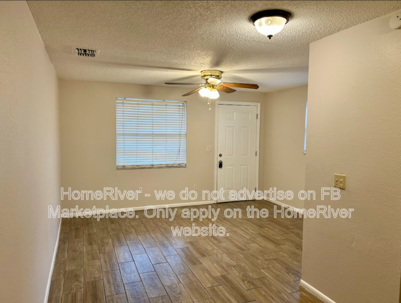 $200 off First Month&amp;amp;amp;amp;#39;s Rent- 1207 E 108th Ave #A property image