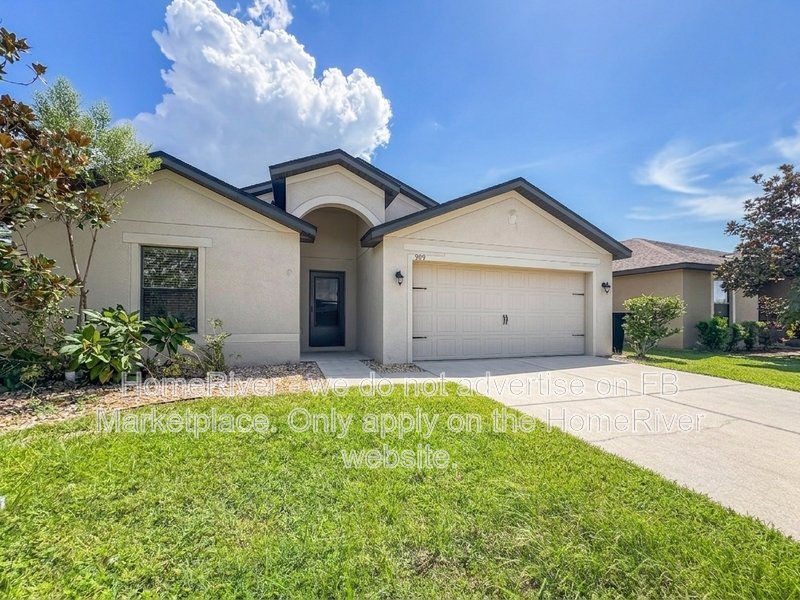 Available Now | Pets Welcome | 2 Car Garage property image