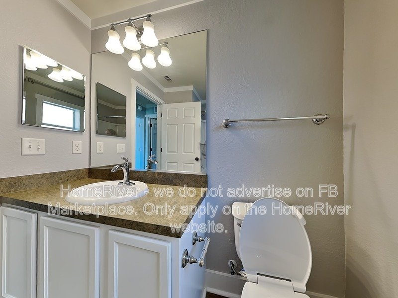 Rent today! 4663 SW 40th Ln property image