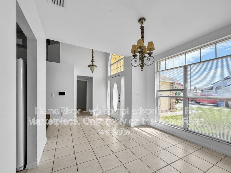 2932 Pembridge St property image