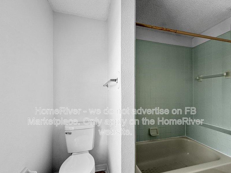 2932 Pembridge St property image