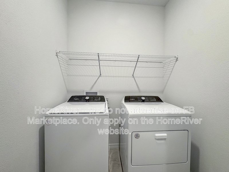 CHECK THIS ONE OUT! 5842 SW 76TH CT property image