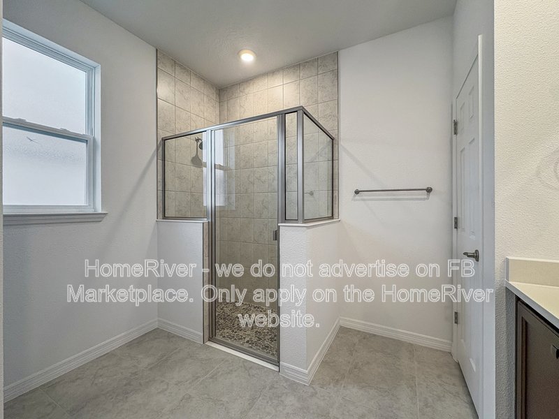 CHECK THIS ONE OUT! 5842 SW 76TH CT property image