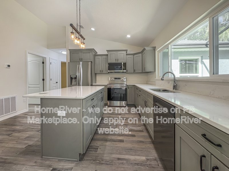 POOL HOME! 3411 W CYPRESS DR, DUNNELLON FL 34433 property image