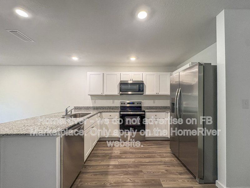 Available Now | Pets Welcome | 2 Car Garage | Covered Patio property image