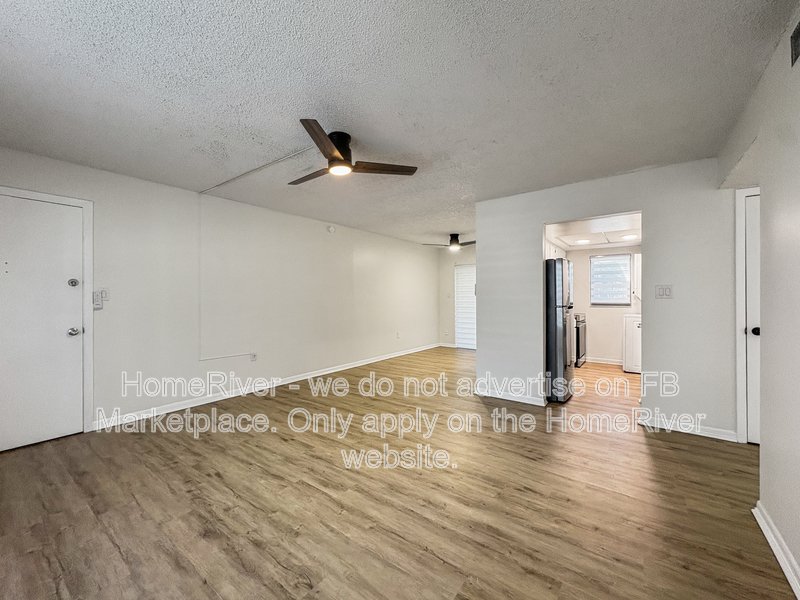 Move-in Ready! 1570 SE 27TH ST APT H, property image