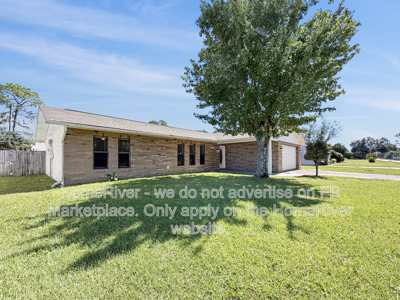 Pet Friendly | Enclosed Lanai | 2 Car Garage property image