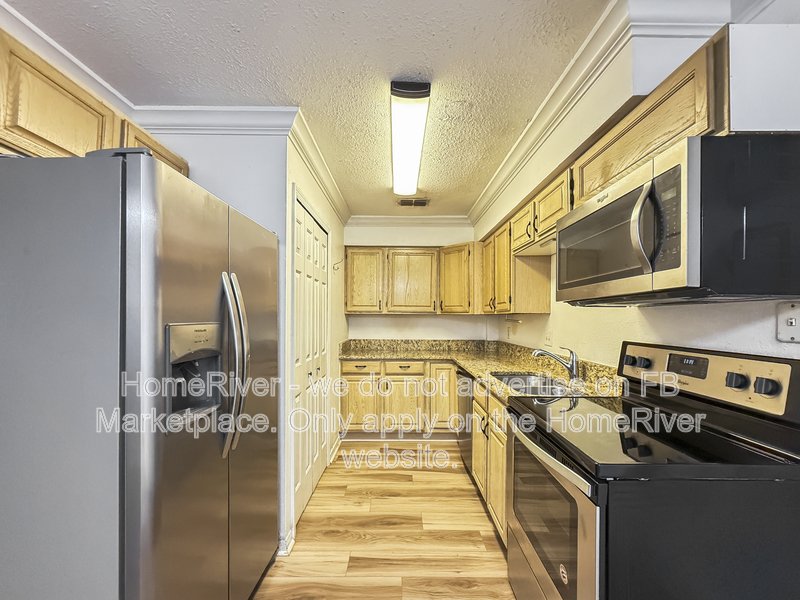1263 Woodman Way property image