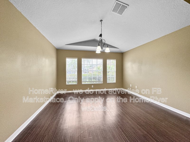 3 Bed | 2 Bath | Community Pool | Dog Park | Basketball Court | property image