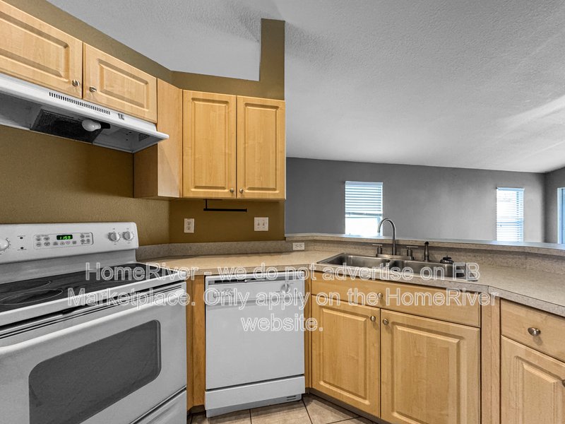 3 Bed | 2 Bath | Community Pool | Dog Park | Basketball Court | property image
