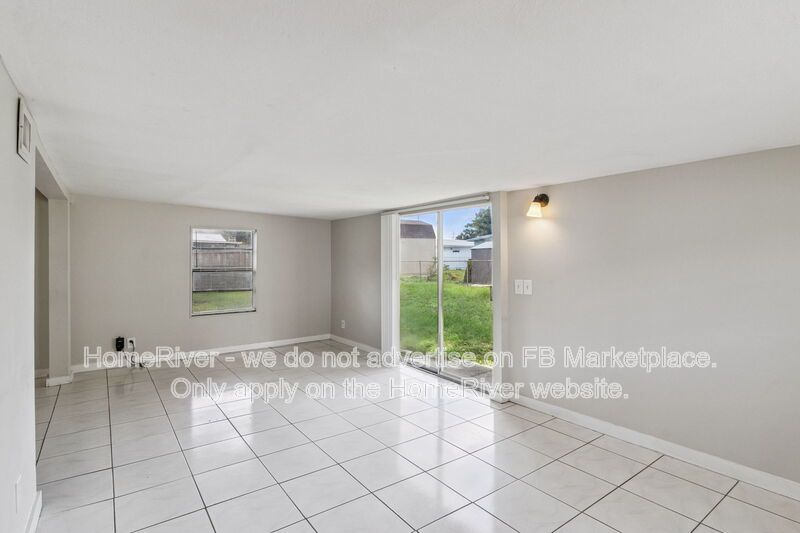 4 bedroom home with fenced yard property image
